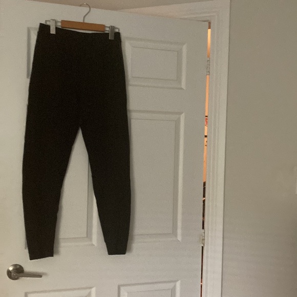 Faux leather leggings by Calzedonia large - Picture 6 of 6